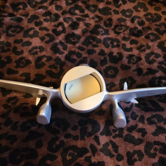 Airplane Desk Clock - Picture 4 of 4